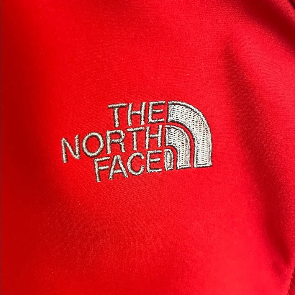 The North Face Apex Ski Snowboard Rain Jacket Red Stitch Logo Men L-Discontinued